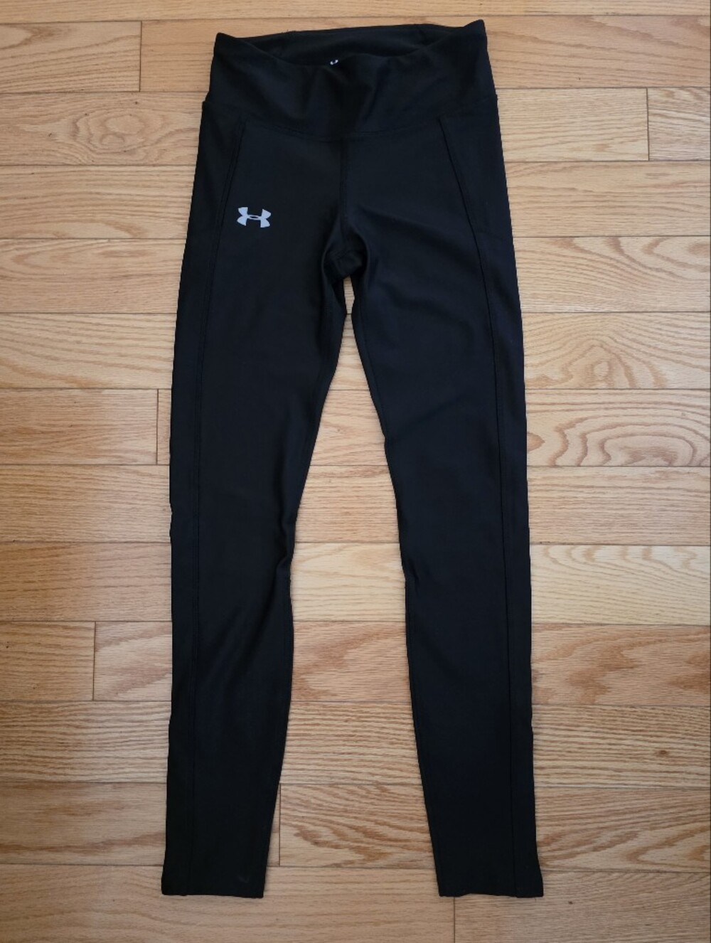 Under Armour Black Performance Leggings with Zippered Pocket, Small